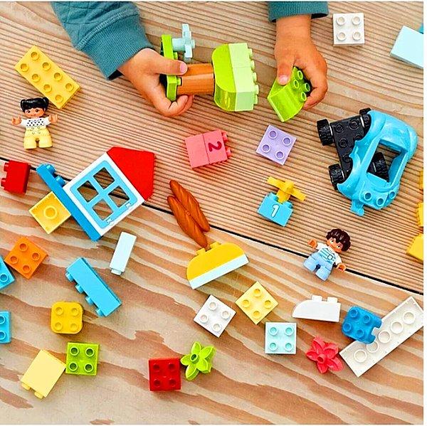13. Küçük inşaatçınız bu renkli LEGO DUPLO yapım parçalarına bayılacak!