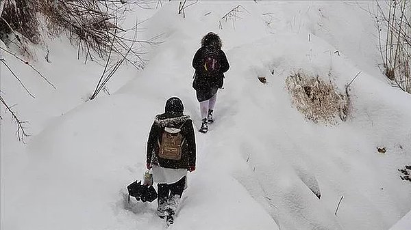 Yarın 10 Şubat Çanakkale'de Okullar Tatil mi?