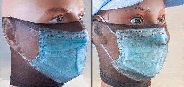 4. Bilim insanları maskeleri koronavirüse karşı koruyuculuğunu artırmak için ilginç bazı deneyler yaptı. İncelemelerde maskenin külotlu çorap ve bantla güçlendirildiği taktirde daha etkili olduğu ortaya çıktı. Tabi ayrıca görüntü açısından da biraz komik diyebiliriz.