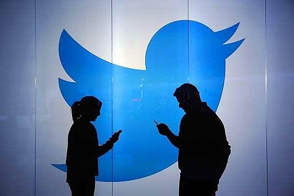 7. Paylaşılan haberlere göre sosyal medya devi Twitter, video oynatma kalitesini iyileştirmek üzere çalışıyor. Twitter'ın duyurusuna göre platformda paylaşılan videolar 0.25x seviyesine kadar yavaşlatılabilecek, 2.0x seviyesine kadar da hızlandırılabilecek.