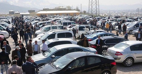 En çok 10 yaş üstü araçlar satıldı