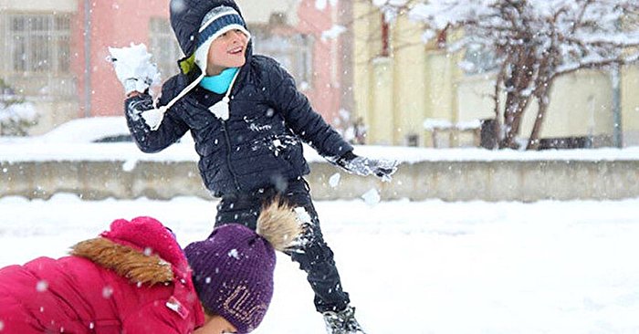 11 Şubat Cuma Günü Konya'da Okullar Tatil mi? Kar Tatili Var mı? 10 Şubat'ta Yapılan Kar Tatili Uzatılacak mı?