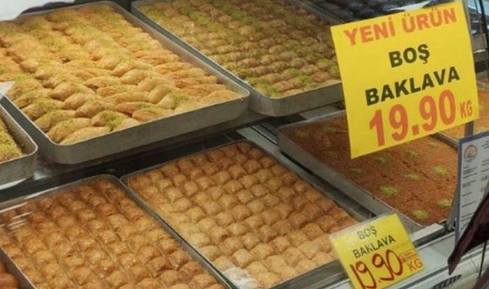 Boş Baklava Satışı Olay Oldu! Kilosu 19.90 TL'den Satılıyor, İçinde Hiçbir Malzeme Yok