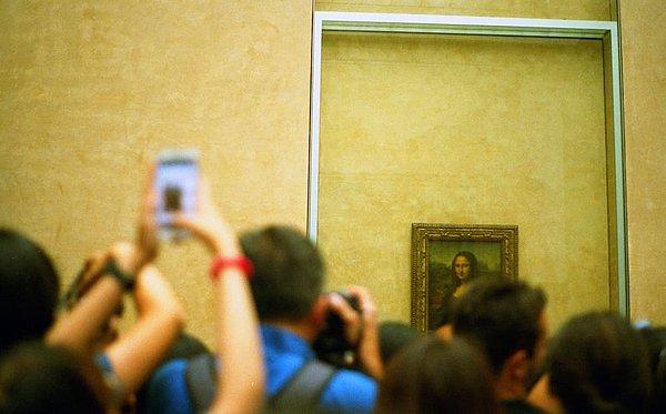 6. Mona Lisa çalınana kadar ünlü bir tablo değildi.
