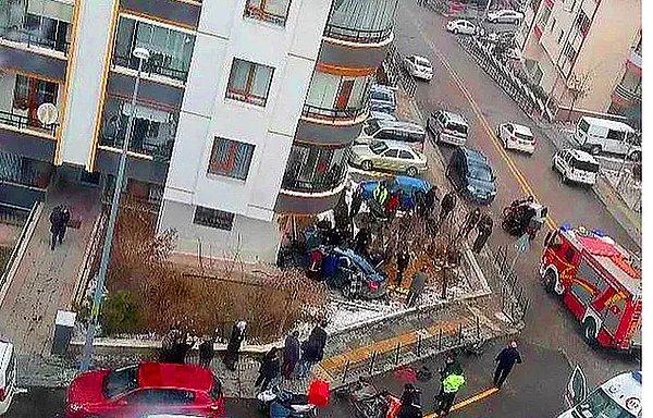 10. Ankara'da otomobilin çarptığı 22 yaşındaki motokurye Ahmet Rüştü Bayar hayatını kaybetti.