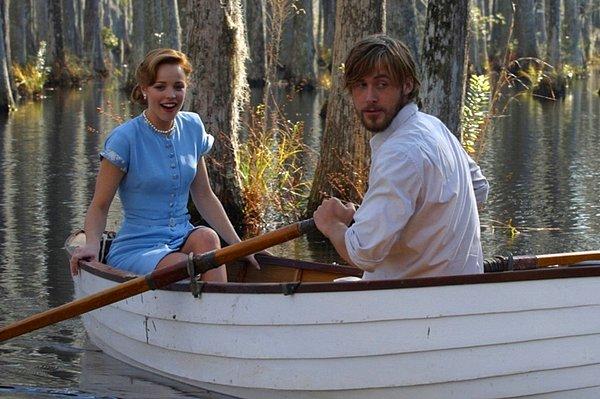Başrollerini Ryan Gosling ve Rachel McAdams'ın paylaştığı, aşk filmi denildiğinde ilk akla gelen filmlerden biri olan, yıllardır popülaritesini kaybetmeyen The Notebook filmini daha önce duymayan, izlemeyen sanıyoruz ki yoktur.