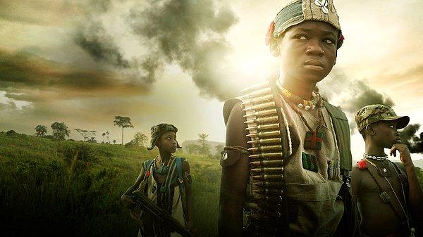 11. "Beasts of No Nation", Afrika bölgesinde yaşanan iç savaşın gerçek yüzünü ekranda görmek isteyenler için unutulmaz bir dram filmi.