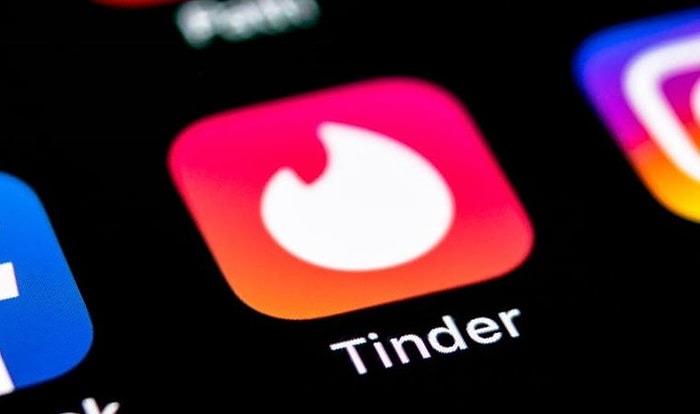 Tinder'dan Yeni Eşleştirme Seçeneği: Kör Randevu