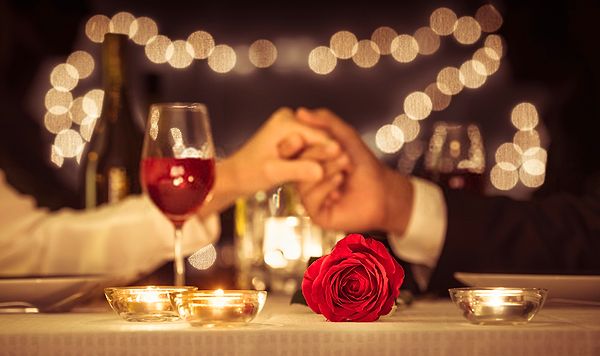 5. Sana göre romantik bir akşam yemeği nasıl olmalı?
