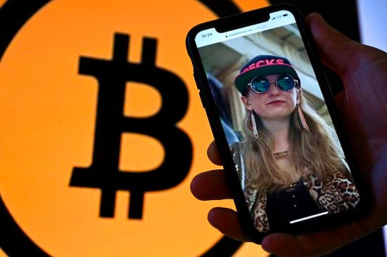 Netflix ABD'nin Dev Bitcoin Vurgunundaki Bilkent'li Rapçi Heather Morgan ve Eşinin Belgeselini Çekecek!