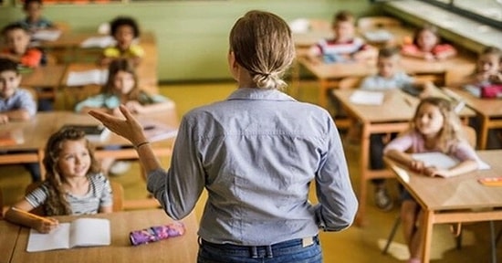Öğretmenlik Meslek Kanunu Resmî Gazete'de Yayımlandı! Aday Öğretmenlik Şartları Neler?