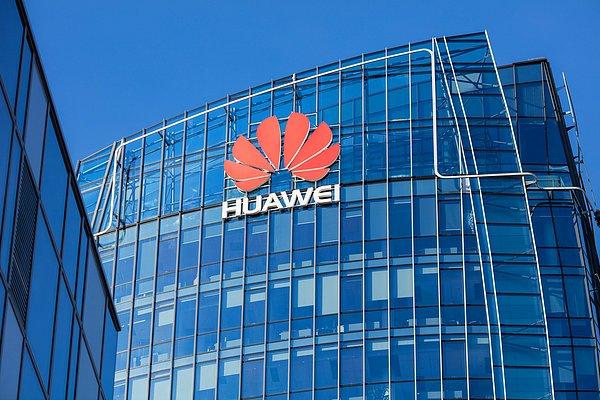 Dünya çapında birçok ülke 5G teknolojisini benimsemeye başlarken, Çinli teknoloji devi Huawei geçen yıl yeni 6G ağını 2030 yılına kadar kullanıma sunmayı planladığını açıklamıştı.