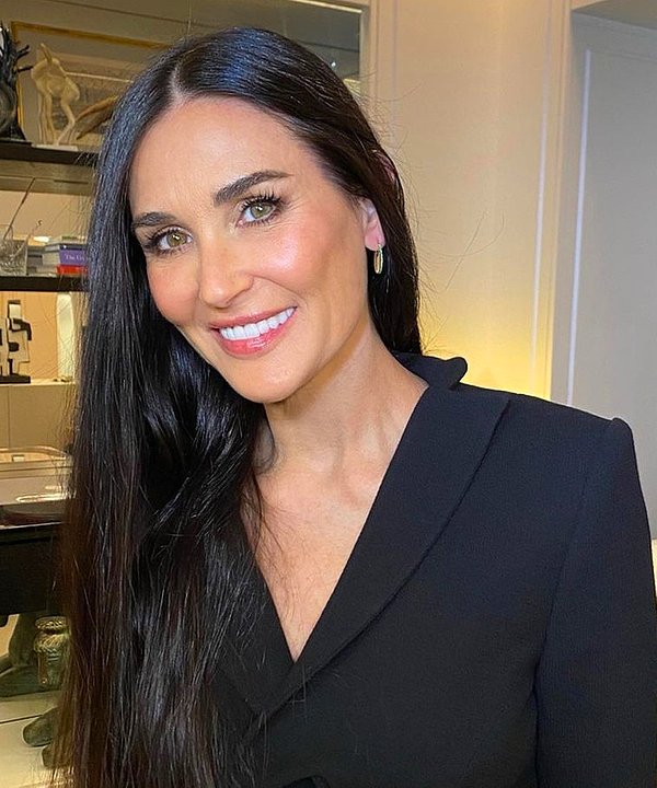 2. Demi Moore ise 11 Kasımda 60 yaşına girecek.