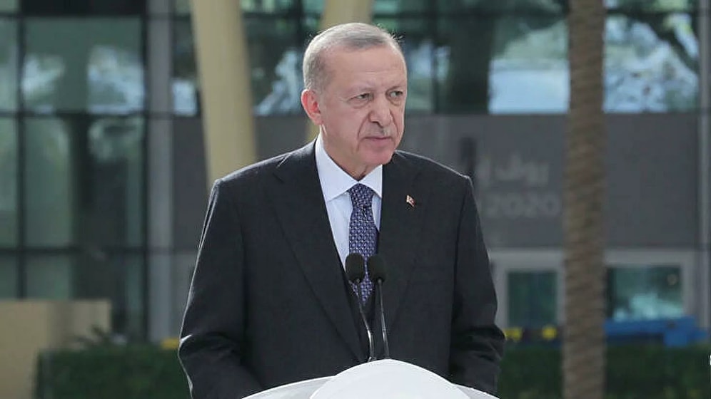 Erdoğan BAE'de Gençlere Seslendi: 'Yüzüncü Yılda Ay'a Sert İniş Gerçekleştireceğiz'