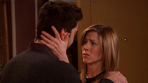 27. Friends dizisinden Ross, yeminleri sırasında Rachel'ın adını söylediğinde.