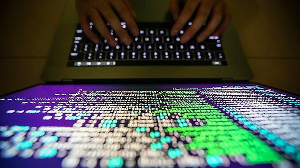 4. Hazırlanan küresel tehdit raporuna göre bilgisayar korsancılığı denilince akla gelen ilk ülkeler arasında Türkiye ve Kolombiya yükselişte...