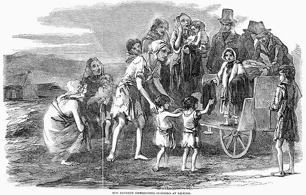Patatese bu kadar bağımlılık beraberinde ise felaketi getirdi.1845'ten 1852 yılına kadar süren İrlanda Patates Kıtlığı yüzünden yaklaşık 1.000.000 kişi öldü ve İrlanda halkı kitlesel olarak kendi vatanlarını terk etmek zorunda kaldı.