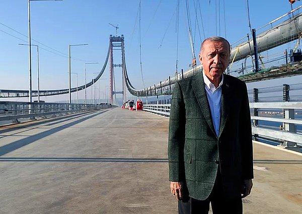 4. Çanakkale Deniz Zaferi’nin yıldönümü olan 18 Mart’ta hizmete alınacak 1915 Çanakkale Köprüsü’nün açılışı Cumhurbaşkanı Erdoğan’ın doğum günü nedeniyle 26 Şubat’ta yapılacak.