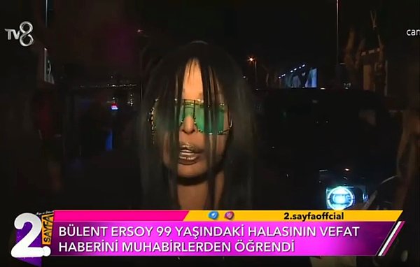 Yemek yediği mekandan çıkan Bülent Ersoy, muhabirler ile karşılaştı. Bülent Ersoy ile sohbet eden muhabirler, son dakika olarak gördükleri haberi Ersoy'la paylaştılar. Bu haber ise Bülent Ersoy'un halası İsmet Erkoç Soytürk'ün vefat haberiydi.