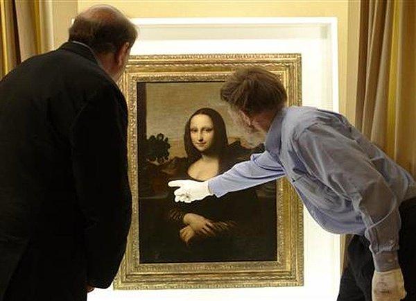 Zaman geçtikçe ününe ün katan Mona Lisa'ya pek çok eylem uygulandı.