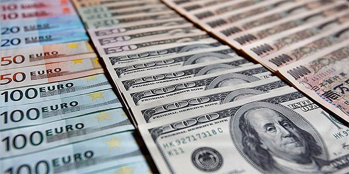 Dolar Almak İçin Bekleyen Kalabalığa Uyarı: Dolarda Yön Ne Olacak?