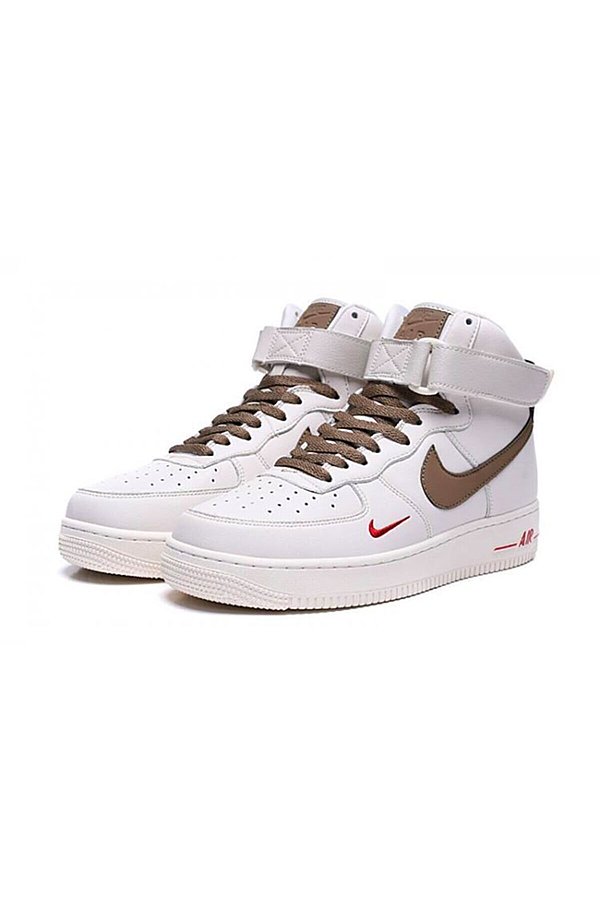 3. Nike Air Force Low artık hayallerimizin ayakkabısı...