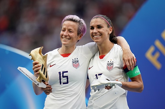 ABD, Kadın ve Erkek Milli Takım Futbolcularına Eşit Ücret Vereceğini Açıkladı