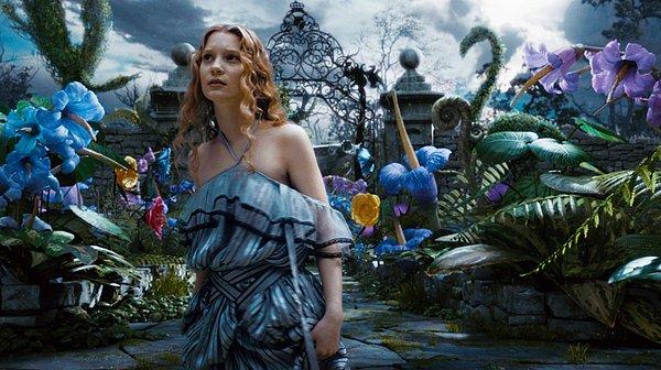 32. Alice in Wonderland / Alis Harikalar Diyarında (2010)