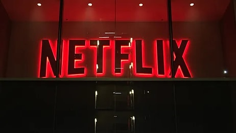 Netflix'in Popüler Dizisinden Hayranlarını Üzen Haber! Fenomen Dizi Bitirme Kararı Aldı...