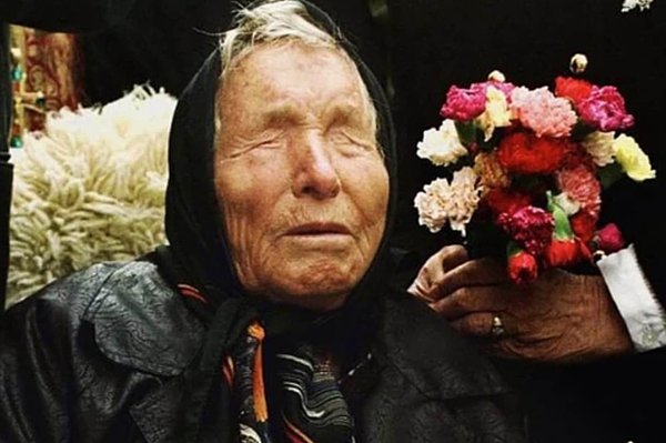 Kahin Baba Vanga'yı mutlaka duymuşsunuzdur, Makedonya doğumlu kahin ölmeden önce yaptığı geleceğe yönelik tahminleri ile sık sık gündeme geliyor.