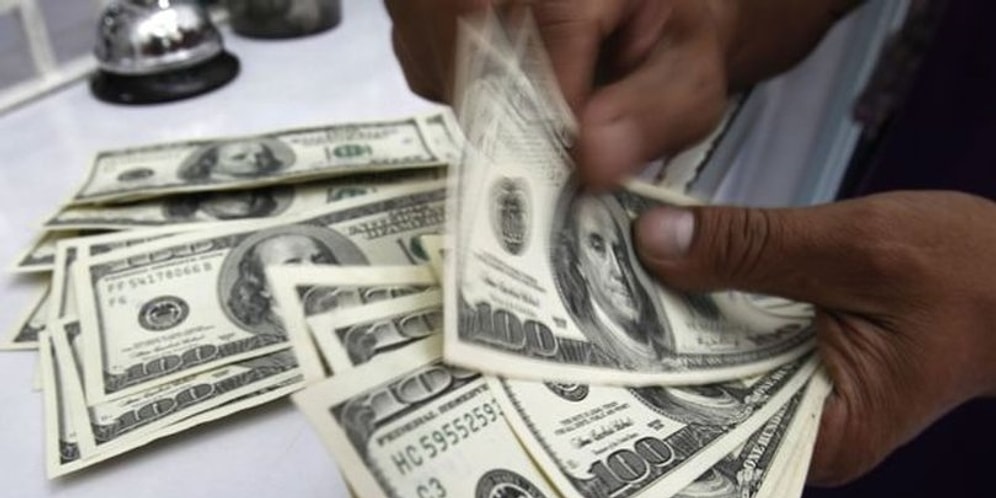 Kriz Piyasaları Etkilemeye Devam Ediyor: Dolarda Aylar Sonra Görülen Hareket!