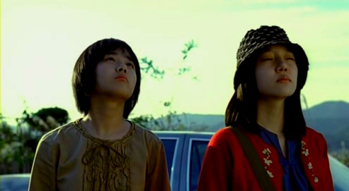 A tale of two перевод песни. Janghwa, Hongryeon (2003). A Tale of two sisters” (Kim Jee-Woon, 2003). Повесть о доме Тайра фильм.