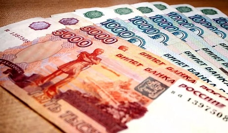 24 Şubat Canlı Döviz Kurları: Dolar Ne Kadar Oldu? Savaş Sonrası Ruble Düştü mü, Yükseldi mi?