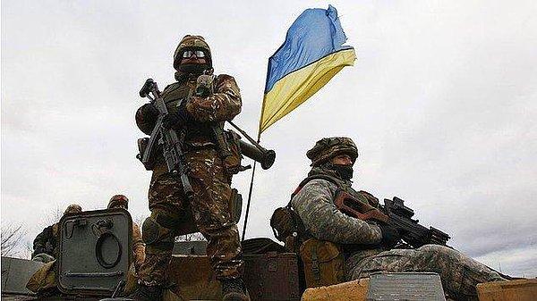 Rusya Devlet Başkanı Vladimir Putin, Ukrayna'nın doğusundaki Donbas'a özel askeri operasyon başlattıklarını duyurdu.