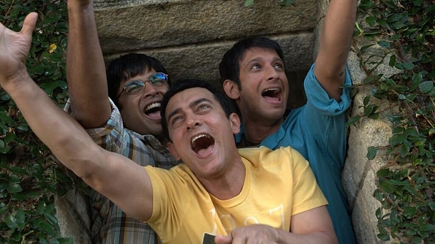 10. 3 Idiots-3 Aptal (2009)