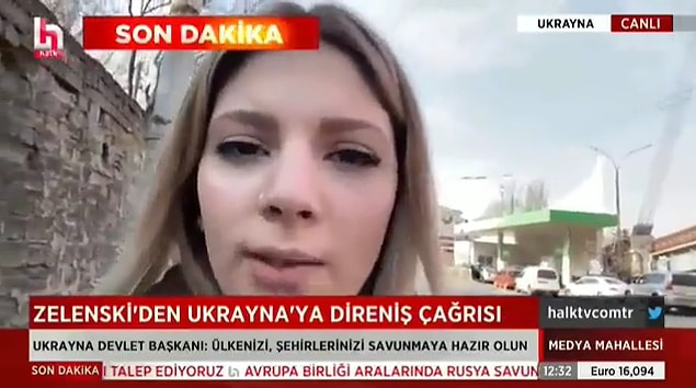 Odessa'dan Halk Tv'ye bağlanan öğrenci, 'Az önce de bir bilgi geldi. Bilgiye göre Türk konsolosluğu ülkeyi terk etmiş' dedişti.