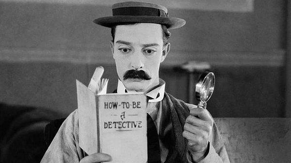 13. Sessiz sinema döneminin efsanelerinden, oyuncu, yönetmen, senarist ve yapımcı Buster Keaton'ın hayatı film oluyor.
