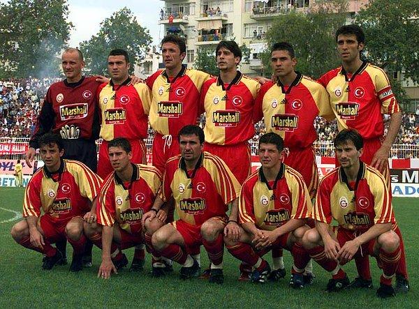 6. Galatasaray Futbol Takımı, İstanbul, 1998.