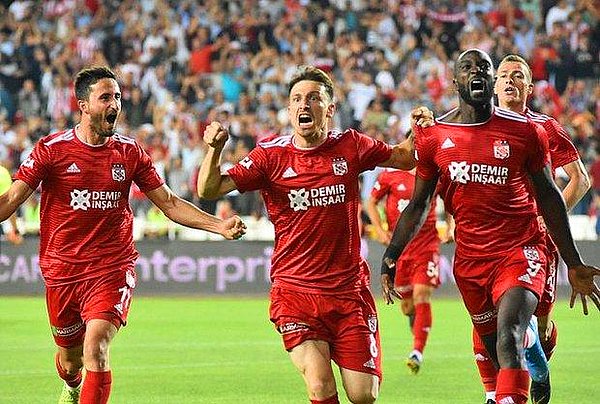 Sivasspor- Beşiktaş Muhtemel 11’ler…