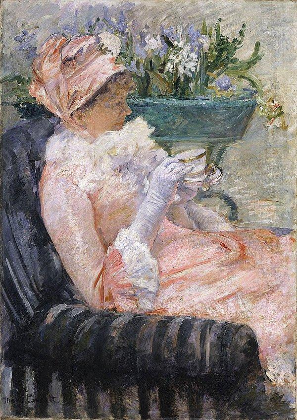 8. Çay Fincanı - Mary Cassatt (1881)