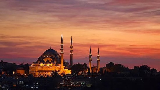 Diyanet 2022 Kandil Günleri: Miraç Gecesi Olayı Nasıl Gerçekleşti? Miraç Kandili Ne Zaman, Bugün Kandil mi?