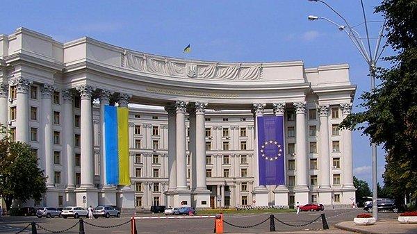 16:39 Ukrayna Dışişleri Bakanlığı Rus medyasının Gomel'de 'görüşme olacak' iddiasını yalanladı