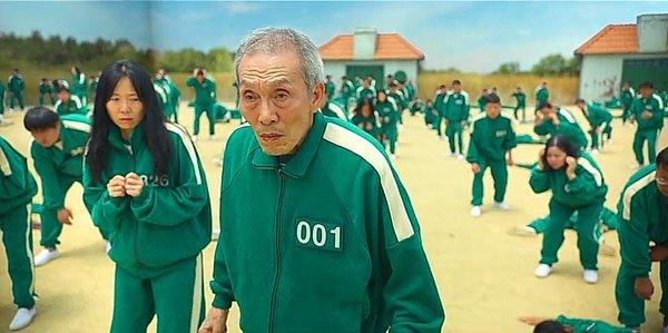 9. 001 numaralı Oh Il-nam isimli yaşlı adamın ismi de dizinin sonu ile ilgili bazı ipuçları içeriyor.