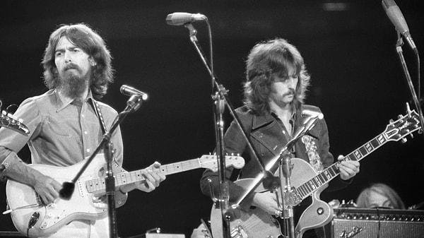 Kendisinin ve The Beatles'ın en önemli şarkılarından "While My Guitar Gently Weeps" kaydında Jimmy Page ile birlikte çalmışlardır.