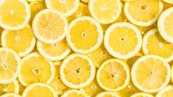 11. Diyetlerin vazgeçilmesi limon da çok az kalorili ama içeriğinde bulunan şekeri de göz önünde bulundurmak lazım. Aynı zamanda çok iyi bir toksik attırıcı...