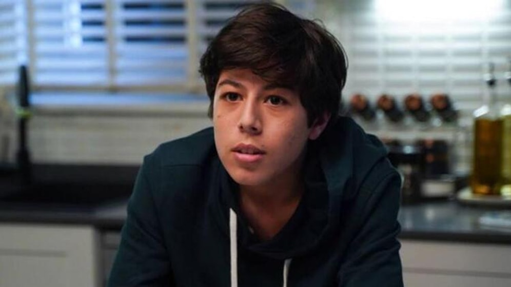 Sadakatsiz'in Ali'si Alp Akar 16 Yaşına Girdi! ''Üvey Annesinin Gülü"