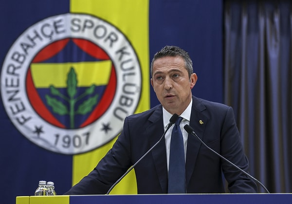 Fenerbahçe Yönetiminde İstifa