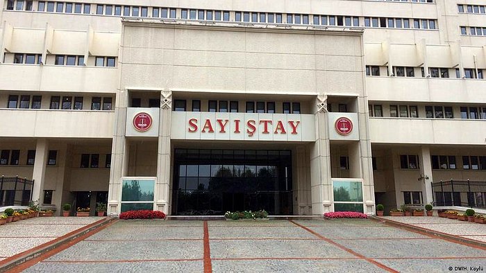 Sayıştay'da FETÖ Temizliği: 3 Denetçi Meslekten Çıkarıldı