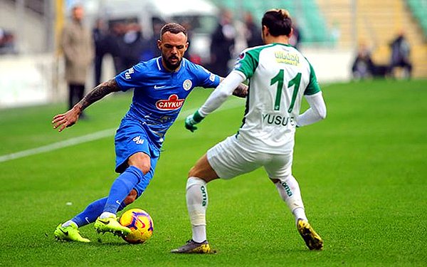 2019 yılında Dinamo Kiev'den Çaykur Rizespor'a transfer olan Nikolay Moroziuk, 2 sene boyunca ülkemizde top koşturmuştu.