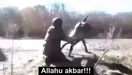 Ukraynalı Bir Askerin Ruslara Ateş Açarken 'Allah-u Ekber' Dediği İddia Edildi: 'Böyle Daha İyi Vuruyor'